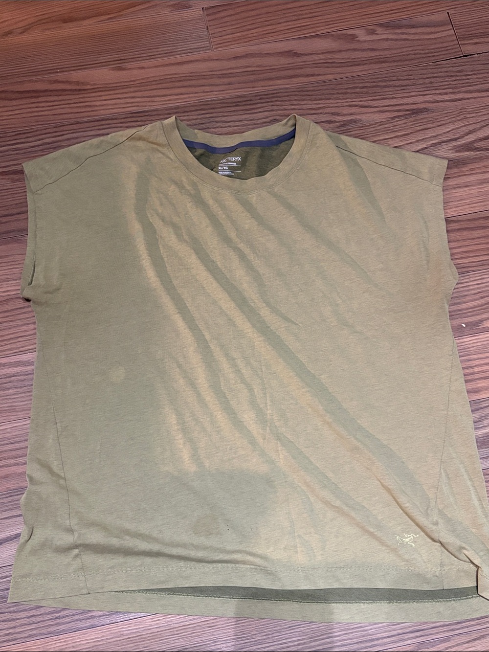 Arc’teryx Womens XL T-Shirt Olive Green Short Sleeve Outdoor Hiking